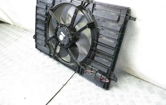 Audi A4 S4 B9 Electric radiator cooling fan 8W0121207
