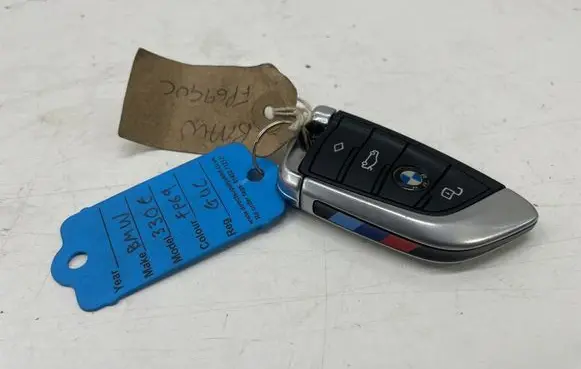BMW 3 G20 G21 Ignition key/card 8708351
