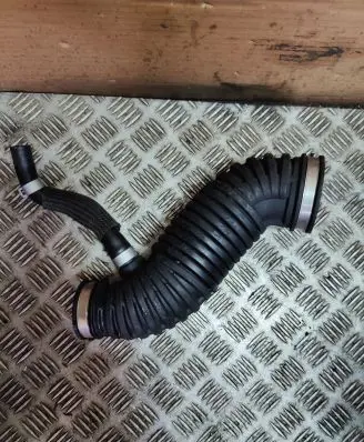 Hyundai i40 Intake resonator 267102A760