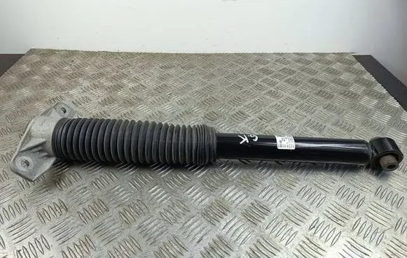 KIA Sorento IV Rear shock absorber/damper 55300B5500 231120 P2975500