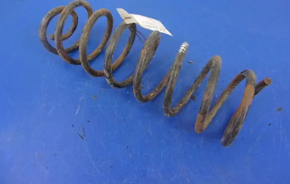 Volkswagen Golf II Rear coil spring