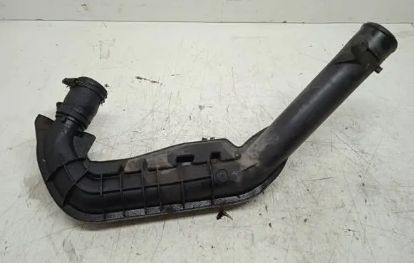 Volvo V70 Intercooler hose/pipe 6G916K683A