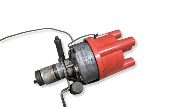 Volkswagen Typ3 Spark distributor 315905205B