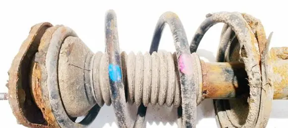 Toyota Avensis T250 Front coil spring