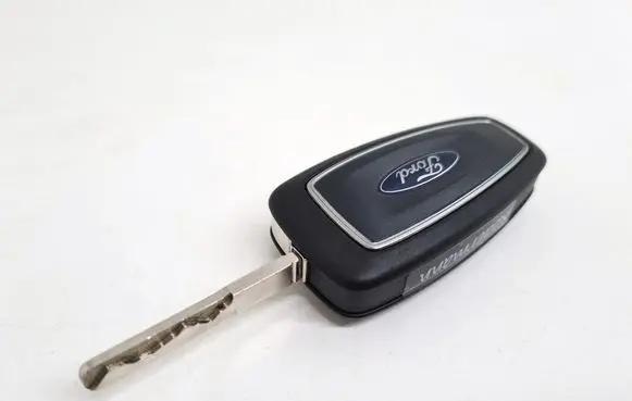 Ford C-MAX II Ignition key/card AM5A220808GD