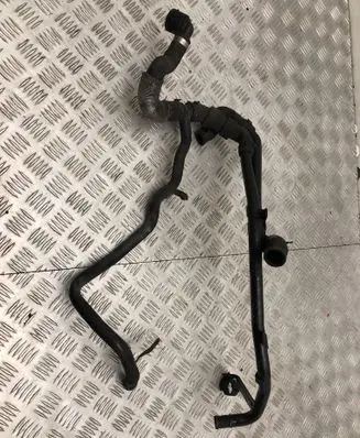 Volkswagen PASSAT B8 Engine coolant pipe/hose 04L121065 5Q0122157CK