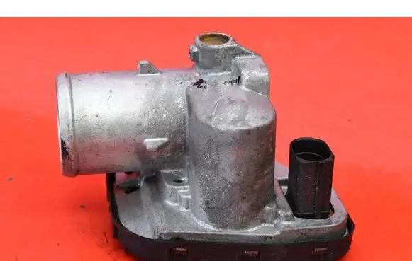 Renault Clio III EGR valve 8200302798