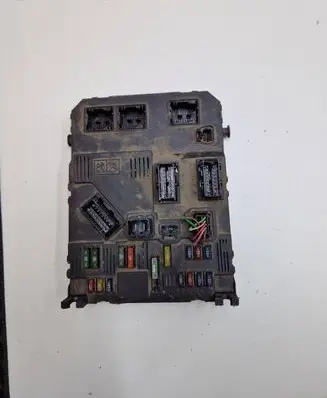 Peugeot 407 Comfort/convenience module S120104700