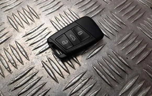 Volkswagen PASSAT B8 Ignition key/card 3G0959752K