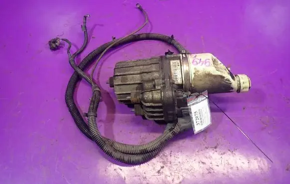 Opel Astra H Power steering pump 13192897