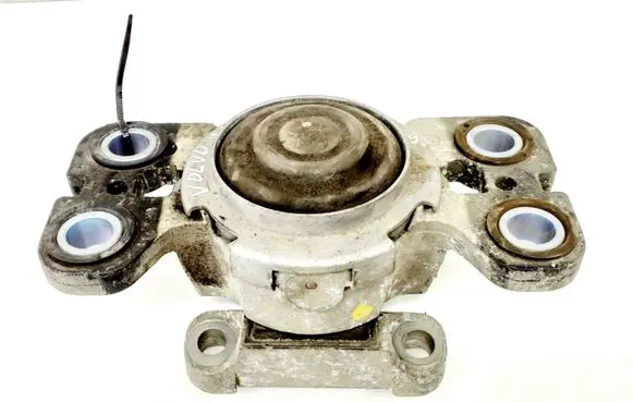 Volvo XC70 Gearbox mount 6G927M121NF