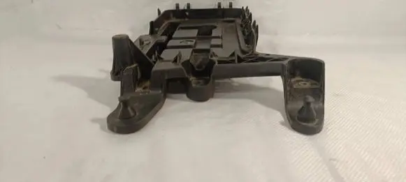 Battery box tray