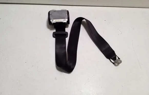 Rear seatbelt