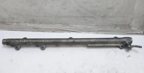 BMW X6 E71 Fuel main line pipe 0445216015 779551403