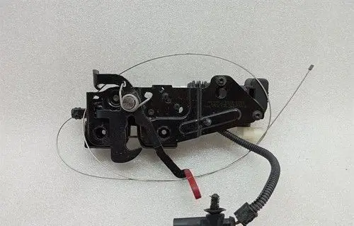 Porsche 718 Cayman 982 982c Engine bonnet/hood lock/latch loop/hook 99151105305
