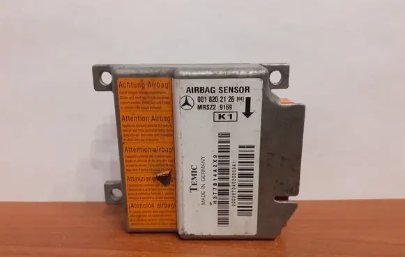 Mercedes-Benz C W202 Airbag control unit/module 5675 0018202126