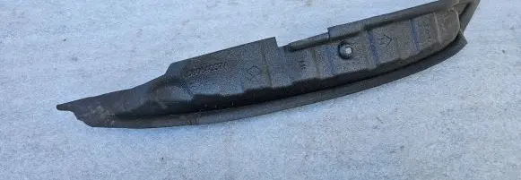 Dodge Durango III Fender foam support/seal 68084037A