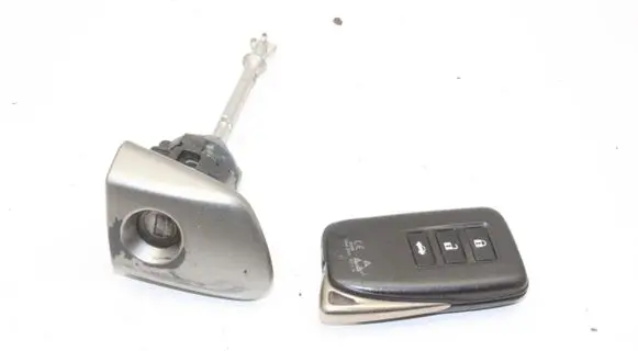 Lexus IS III XE30 Ignition key/card 