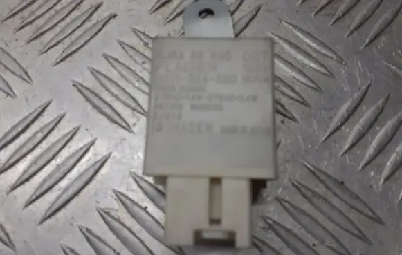 Mazda 6 Light relay GJ6A66630