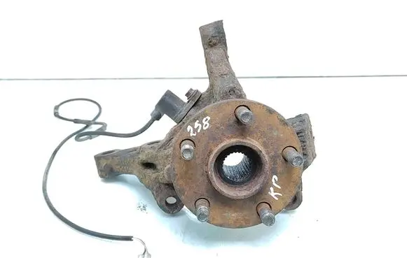 Toyota Avensis T250 Front wheel hub spindle knuckle