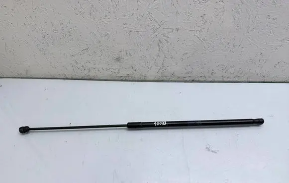 Volkswagen PASSAT B6 Front bonnet/hood damper/strut 3C0823350A