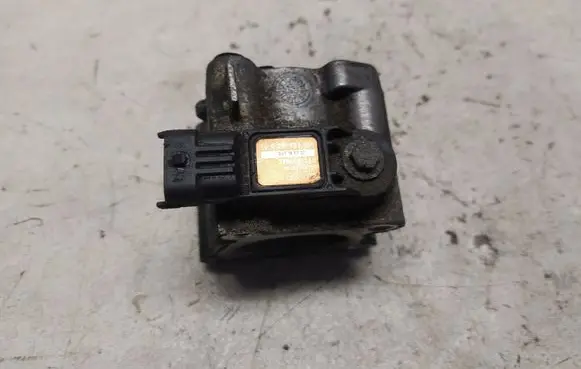 Renault Master III Air pressure sensor 8200685363