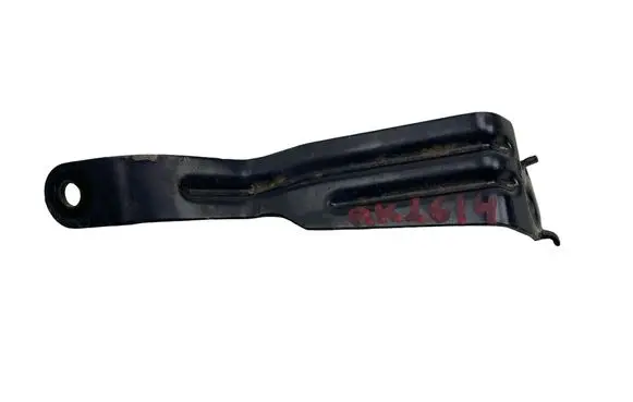 Opel Crossland X Front bumper mounting bracket 
