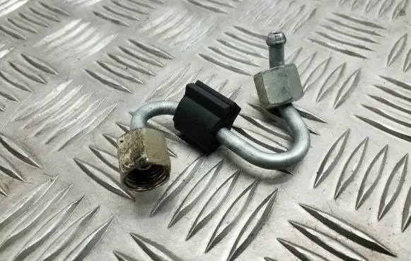 Seat Leon (5F) Fuel injector supply line/pipe 