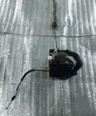 Audi A8 S8 D4 4H Front door lock 4H0837206B