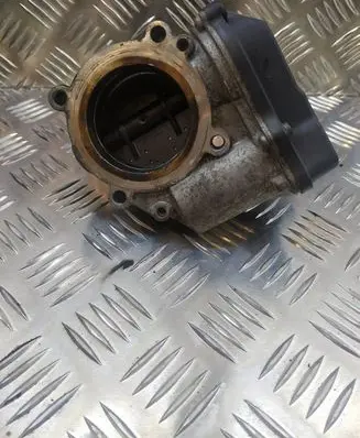 Audi A4 S4 B7 8E 8H Throttle valve 06F133062G