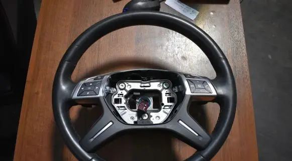 Mercedes-Benz ML W166 Steering wheel F117