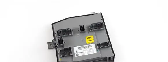 Mercedes-Benz C W205 Comfort/convenience module A2059008543 A2059019519 A1679024703