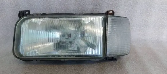 Volkswagen PASSAT B3 Headlight/headlamp 13347900