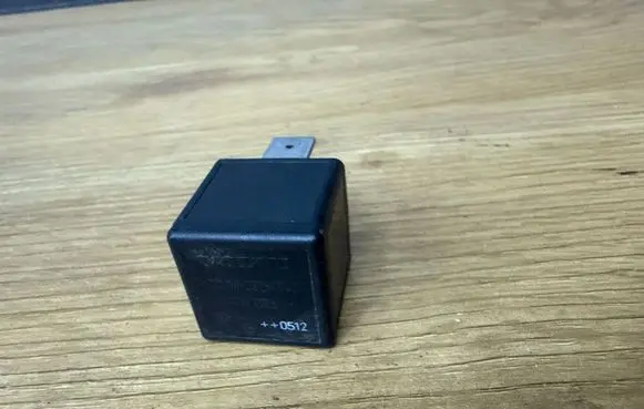 Volvo XC90 Other relay 9441158