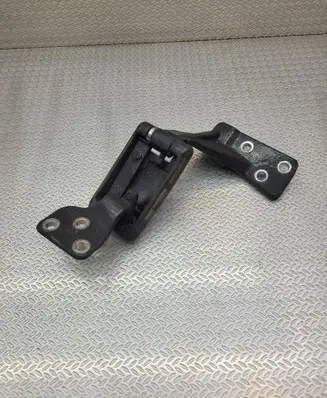 Mercedes-Benz Vito Viano W447 Loading door upper hinge A6397402137
