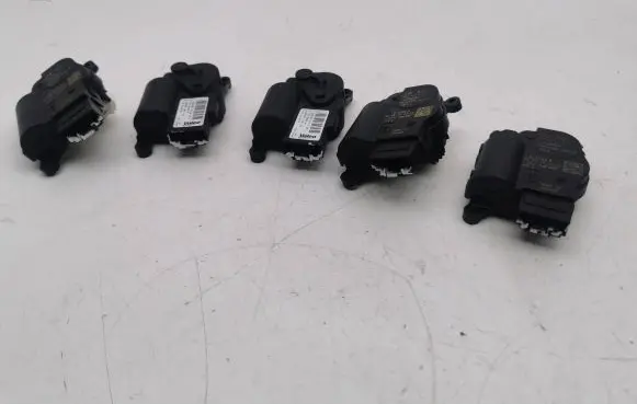 Volkswagen T-Roc Air flap motor/actuator 5Q0907511A 5Q0907511D 2Q0907511G