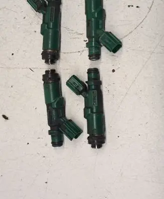 Toyota Prius (XW20) Fuel injector 2325021020