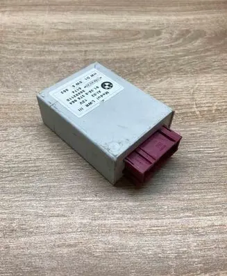BMW 5 E39 Light module LCM 8375964 USED