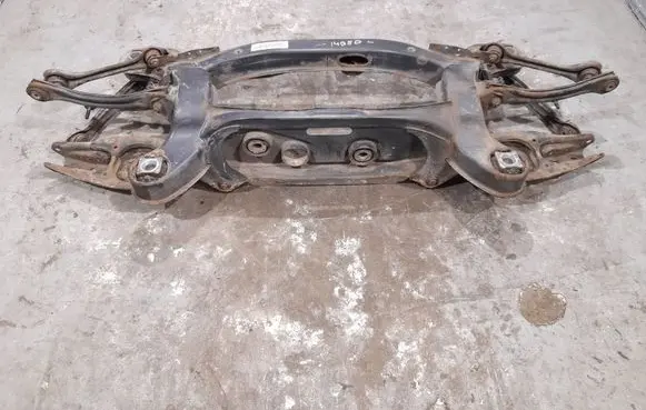 Mercedes-Benz SLK R172 Rear axle beam 1723508100 1723508400