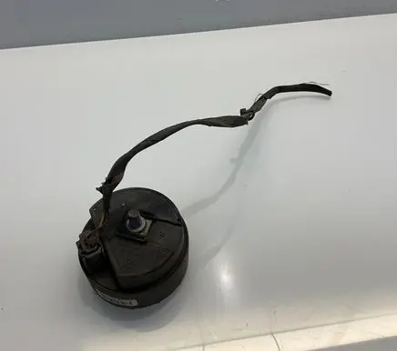 Mercedes-Benz E C207 W207 Alarm system siren A2048705726 SW083705 F005V00815