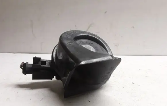Skoda Superb B6 (3T) Horn signal 703881157 CH2143