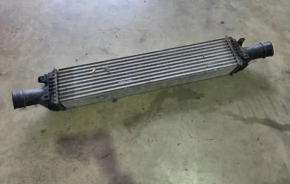 Audi A7 S7 4G Intercooler radiator 8K0145805E L0779004