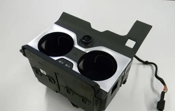 BMW X7 G07 Cup holder front 6827173 51166827173