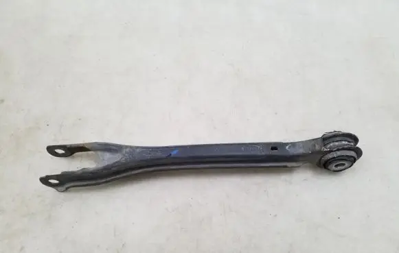 Opel Astra H Rear control arm A2043521205