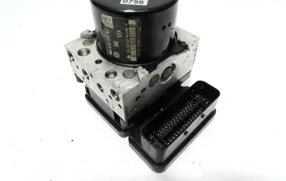 Volkswagen Scirocco ABS Pump 1K0614517BJ 1K0907379AN 10061930671