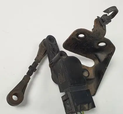 Land Rover Discovery 5 Rear height level sensor lever FK72-3C300-AB