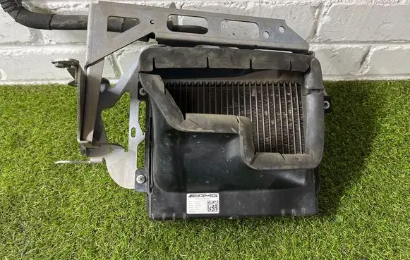 Mercedes-Benz GL X166 Coolant radiator A1665000503 A1665000516