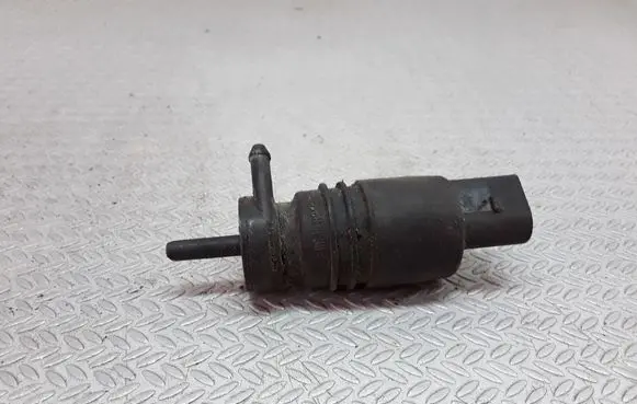 Windscreen/windshield washer pump