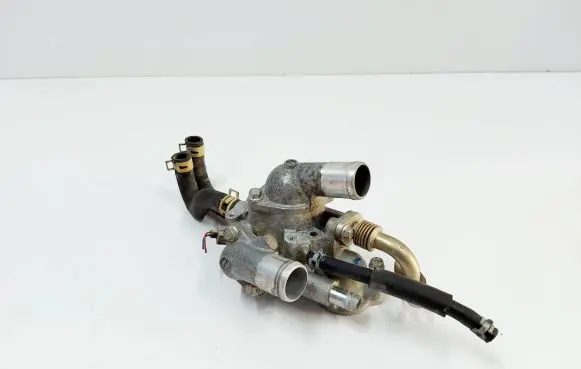 Thermostat/thermostat housing