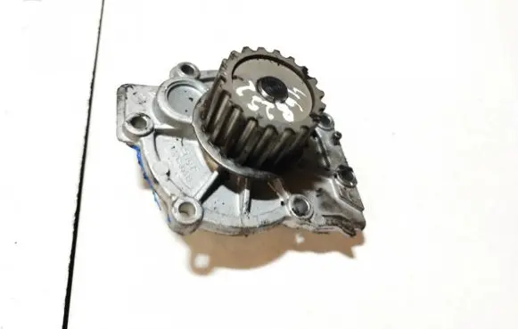 Volvo V70 Water pump 86635